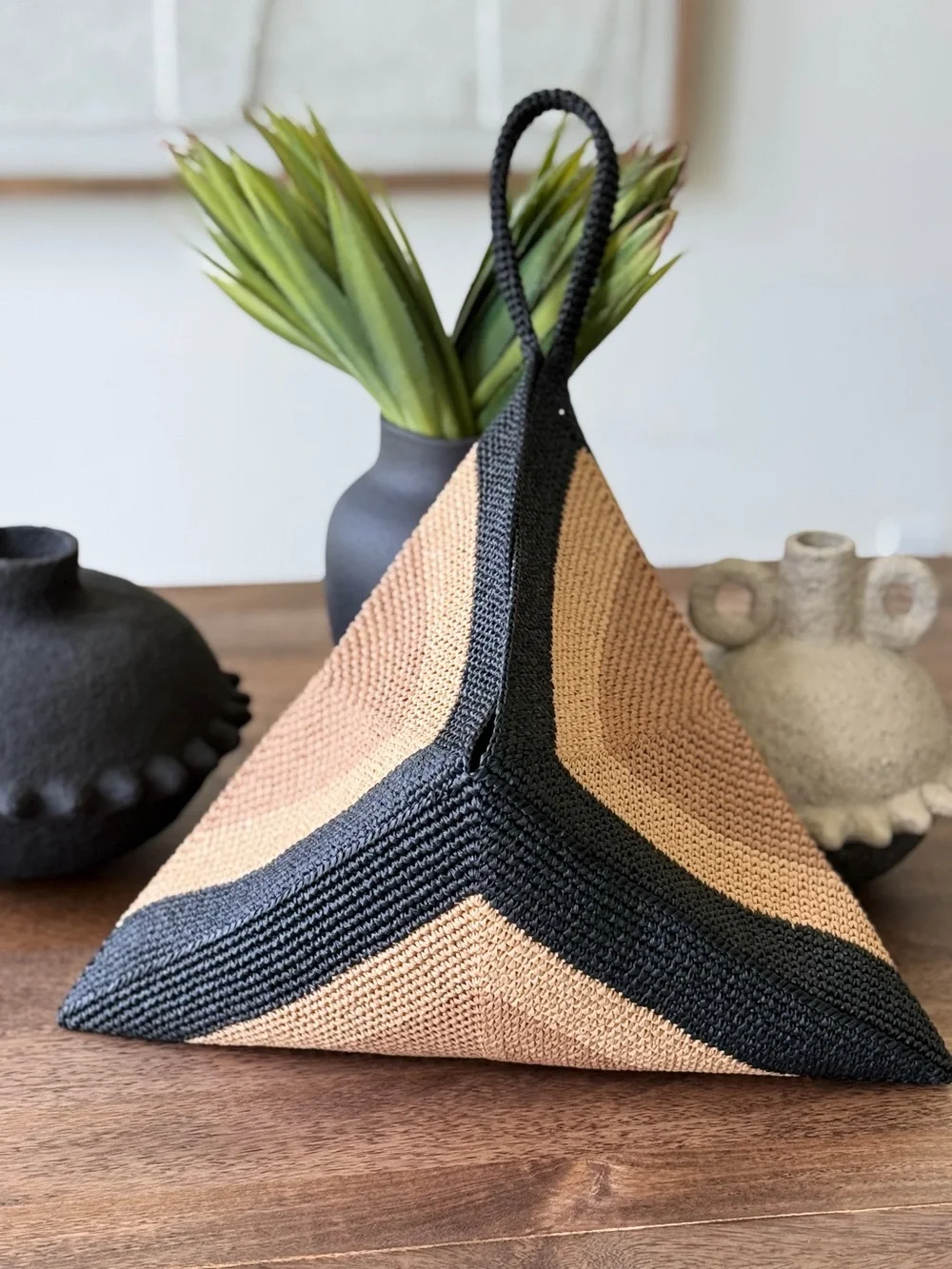 Handmade Raffia Crochet Colorblock Tote Bag – Minimalist Geometric Shoulder Bag - Picture 2 of 2